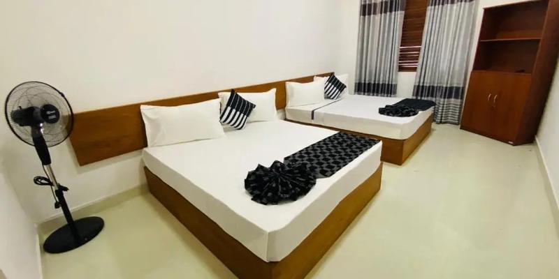 room_c734a055-bf74-4620-8b8a-7d280854e9ba.jpg