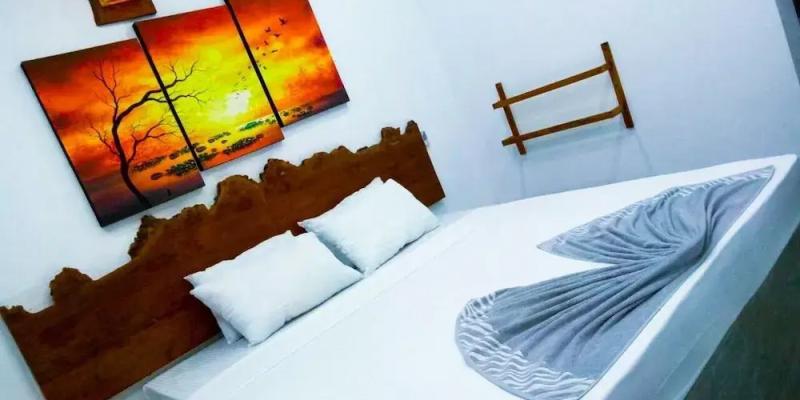 room_9b9ce13e-4814-4869-bf75-e84c9b4acb5c.jpg