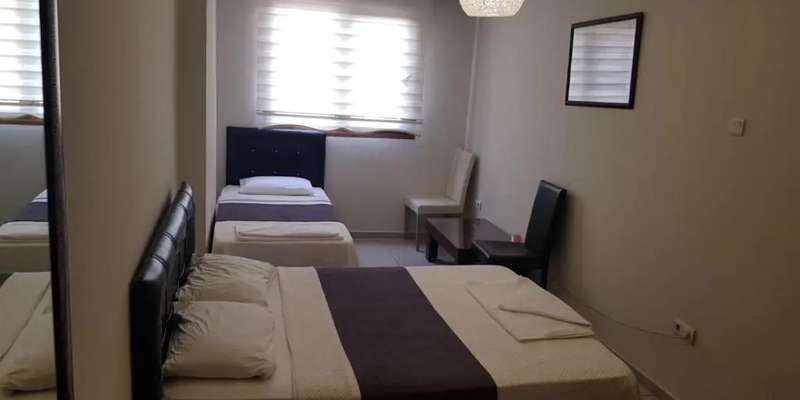room_ff68c1ce-0314-4269-9fc9-0445be37ca00.jpg