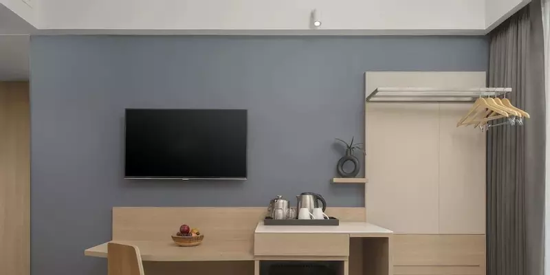 room_e303f792-d582-40b9-845d-760feab2fbd5.jpg