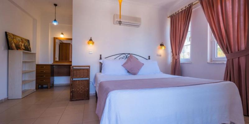 room_3f0eb841-e64b-4a63-b4da-54004330e0f5.jpg