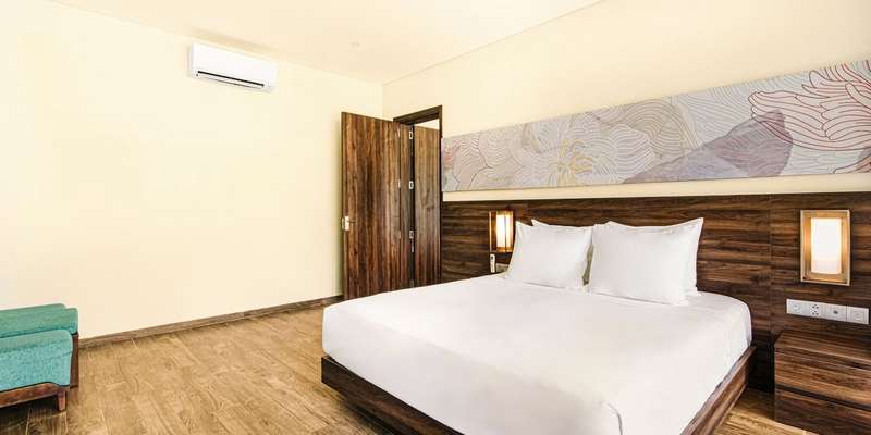 room_c6bbd81c-96dd-4634-a47b-59e4a74cf4a0
