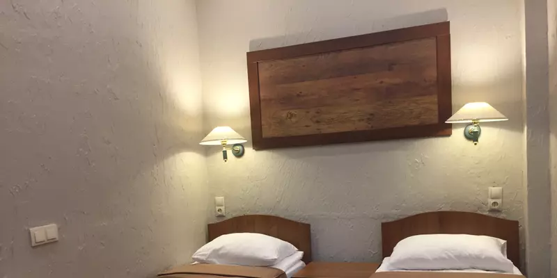room_7e9c1158-31d7-474b-b398-c8b9b973d274.jpg