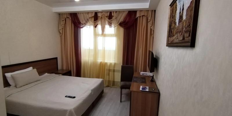 room_4e0de889-2f84-4d7e-b7a3-26bfe8555eb9.jpg