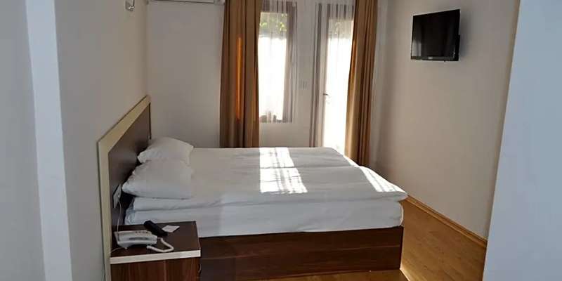 room_2651bcb9-6e38-41e3-afa3-116072f2c6bc.jpg