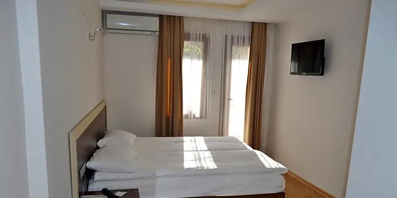room_bd326c5e-eb11-45bc-b4a9-48d8ebb4b73a.jpg