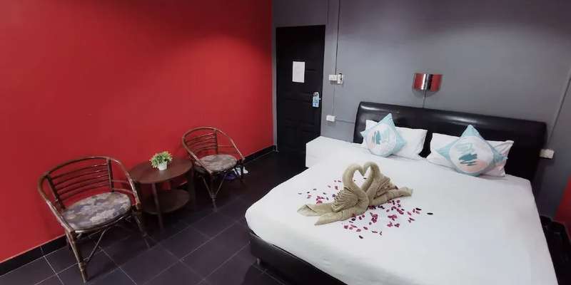 room_e8fbd64f-1dbc-4ee8-acce-5cbbe962c0cb.jpg