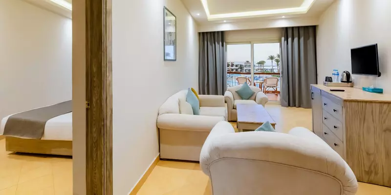 room_da7fff26-a6fb-4d30-96f4-fe32c7bae5e7