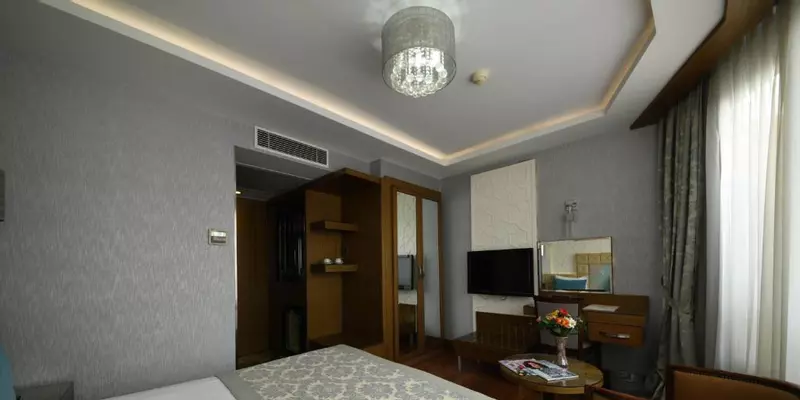 room_bbe8e5e5-197f-4921-93c7-0fdd88f43ca6.jpg
