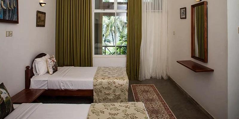 room_2e43120f-b3dc-44ae-a4d2-20b05acd20a3.jpg