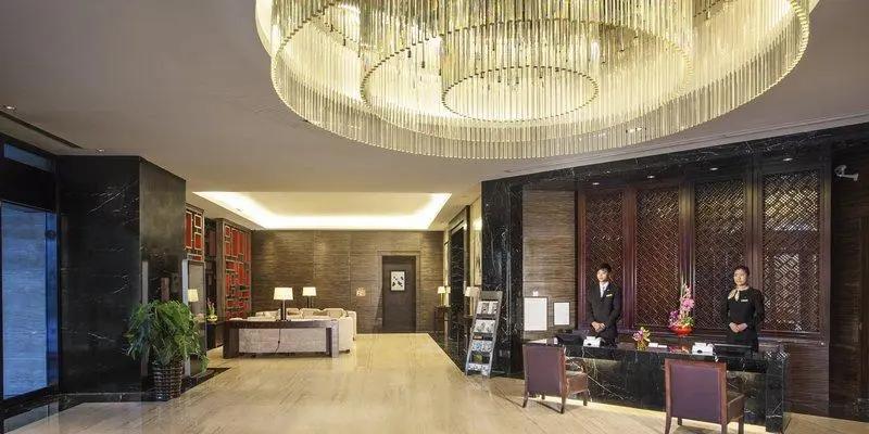 room_b1002dfa-5bc9-4ba2-bdc5-0b0ab254d8bd.jpg