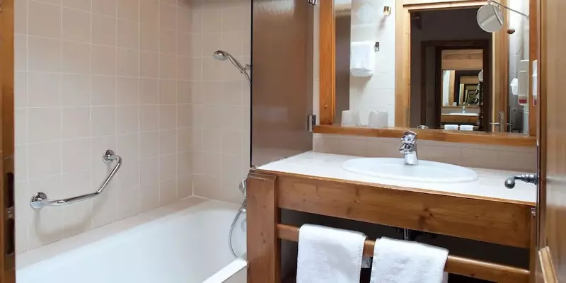 room_4b6719cf-35f1-4a3b-bb6a-271ecb3fbfec.jpg