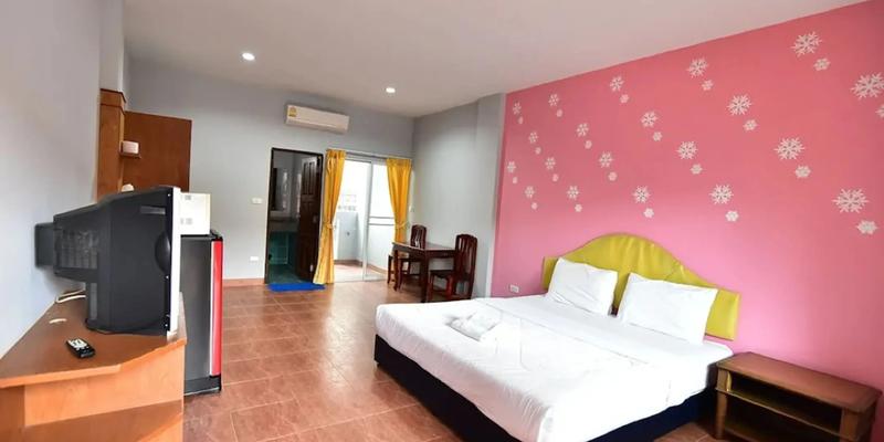 room_426fe924-7d47-4da8-8e97-5646a9edffe0.jpg