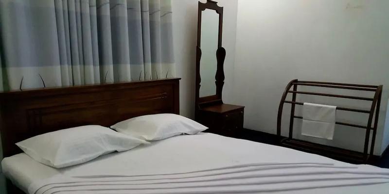 room_0069cfb2-a5b4-4ce5-bc00-904015c78e86.jpg