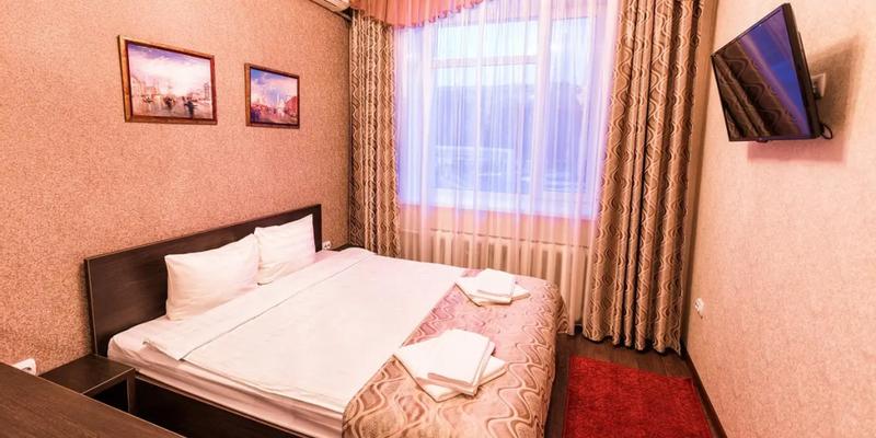 room_93a3a372-bd66-4c23-9701-4e30dc806b6e.jpg