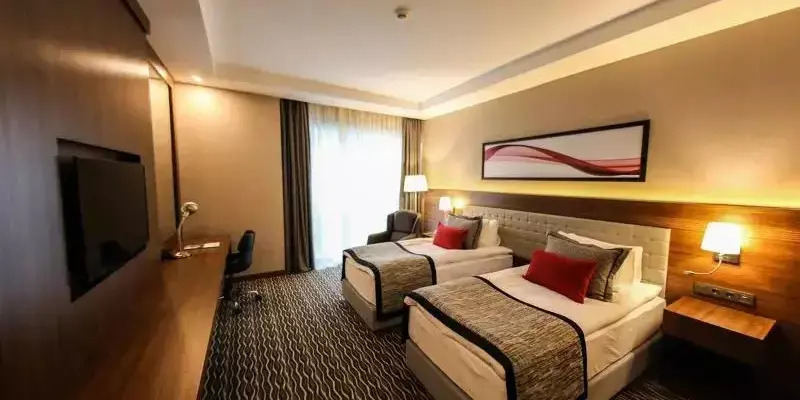 room_6bb4c42d-82a4-4a4d-b33c-39262697fbb6.jpg