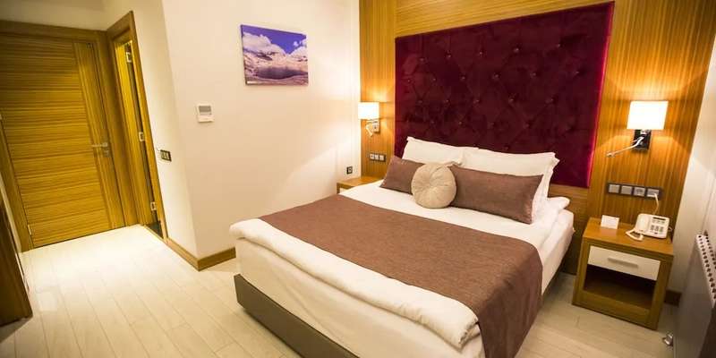 room_0c92609a-ed5a-4880-bf4a-8259f86419d0.jpg