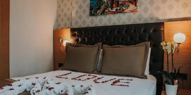 room_e8bed481-e600-405d-9353-caf943e8d413.jpg
