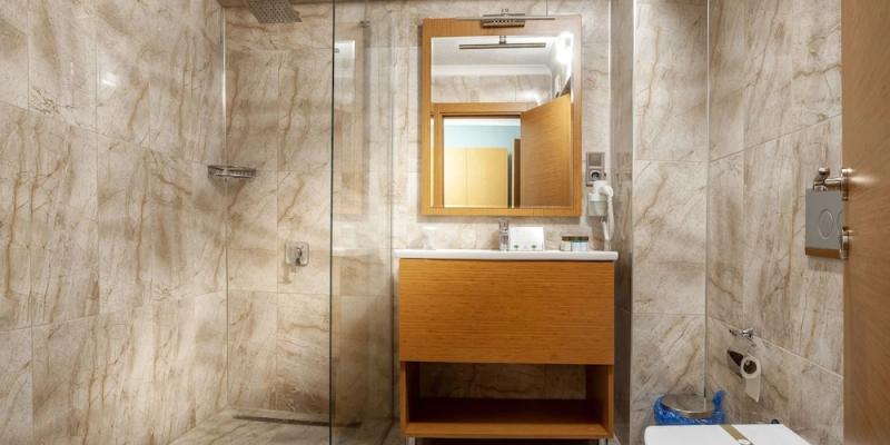 room_47cf9e42-1aad-4882-9ff9-e8b6980c67bb.jpg