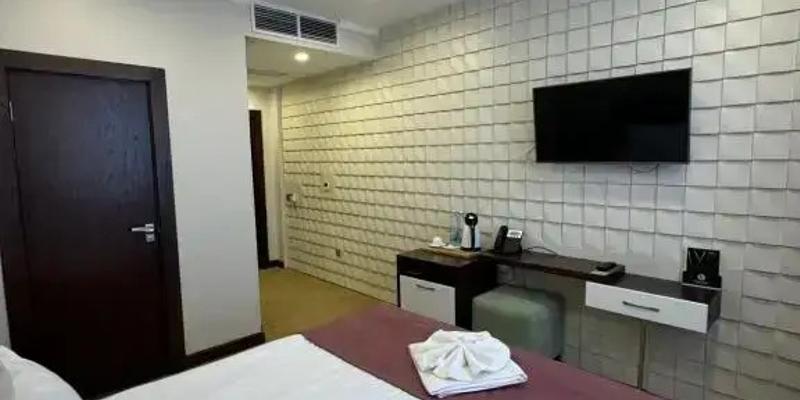 room_b440b314-e58b-4d92-b810-2fa9dd030637.jpg