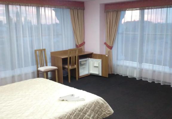 room_e13c310f-e79c-430a-bc4b-58dff2ec86ff.jpg