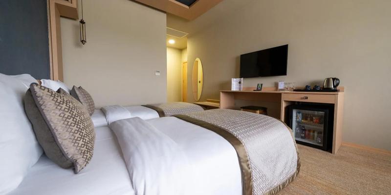room_48c8b744-f539-4e96-b4aa-979593f72aaa.jpg