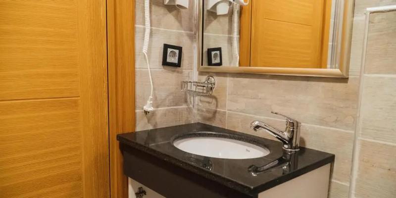 room_f0cfa44a-6077-4bd1-becc-c5dba52ca9e7.jpg