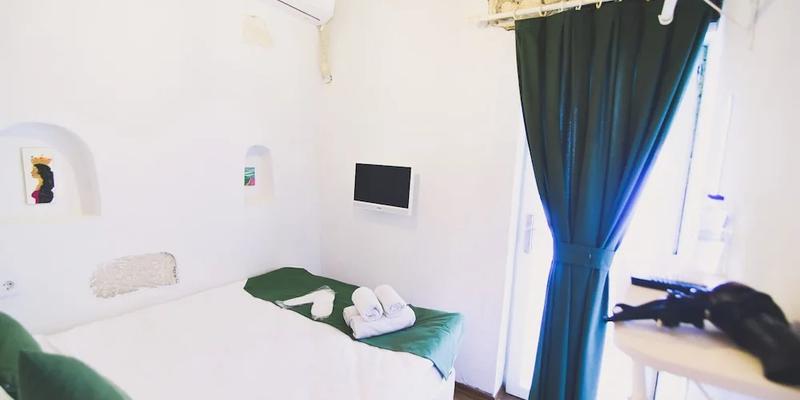 room_e4e1bded-ff82-4a79-b696-12377ff57cd1.jpg