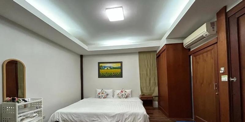 room_15db44c1-5b19-42fb-a9be-1a3bbf31c8c6.jpg