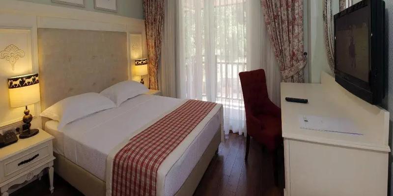room_03086d58-6f91-4ad4-bde9-e0af7e439b1e.jpg