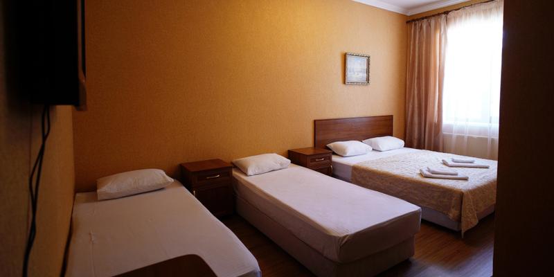 room_4e470a65-c13d-435f-b3b1-8f97a74df86e.jpg