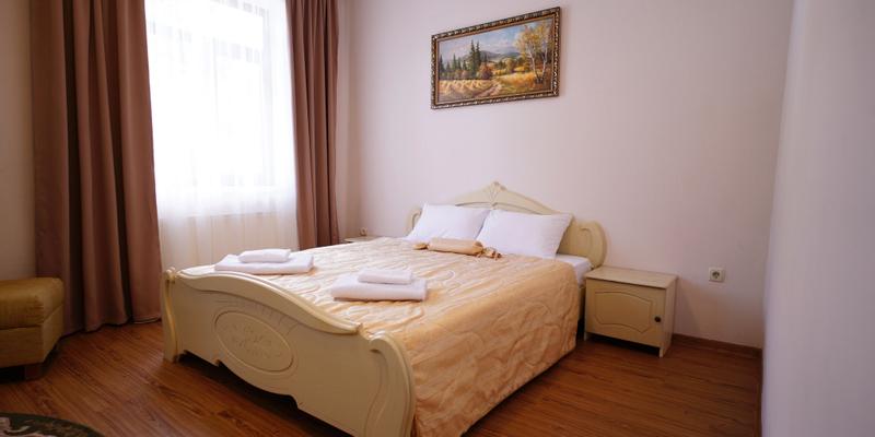 room_917c42e7-8a1b-4fe6-b3b7-994bd59da178.jpg