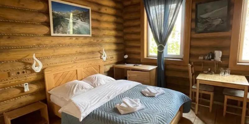 room_9cdbfe9f-09b1-4e5d-9baf-c24031ee5c66.jpg