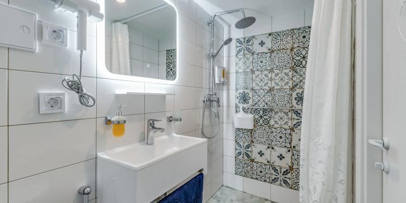 room_7a805a0a-104f-484a-b3bb-8c28bdd0cfeb.jpg