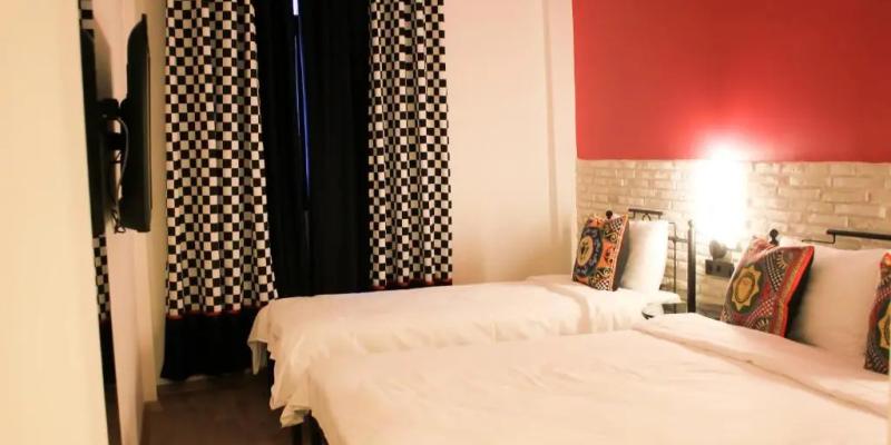 room_83953323-618d-4e1f-8a5c-1e55cfe357d7.jpg