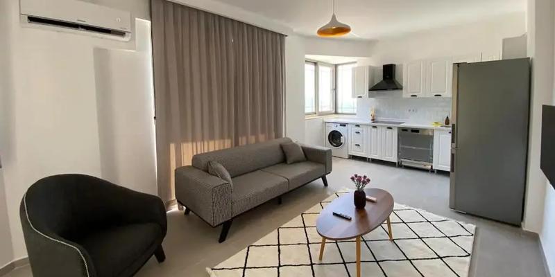 room_68e9cf18-2d2d-4ab7-9b18-9b1dc993faaa.jpg