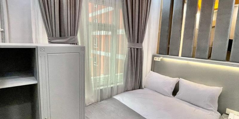 room_954fe21a-a114-4e4d-bb5e-4a0b9b04a9d7.jpg