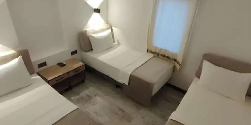room_e4a84d43-9657-475c-8115-ec9325a3813c.jpg