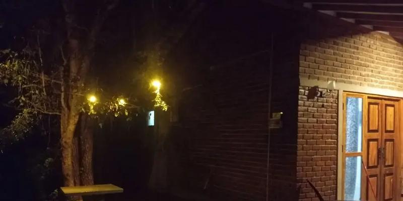 room_01be0c0e-bf46-462d-8918-1c7e662a825c.jpg