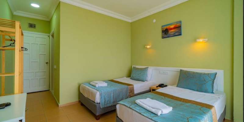room_4f3be077-3476-4831-895d-c698c0cd9c1e