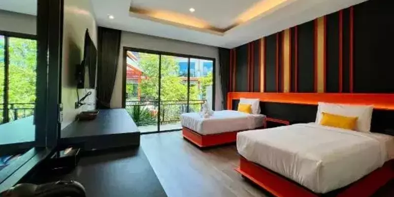 room_81b24fd6-e7fb-46c5-a04e-398b8bc34cb2.jpg