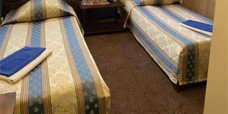 room_b1e9860d-b502-4e2c-bfcb-eb5a5bf6ab72.jpg