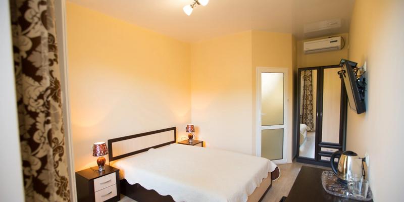 room_e8ad01bd-5737-48e5-bfcb-09a319bcd9dc.jpg