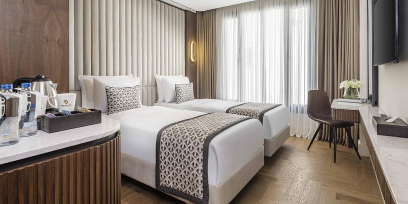 room_89b1c3c4-4e70-45d0-b09e-c79a91cb55fd.jpg
