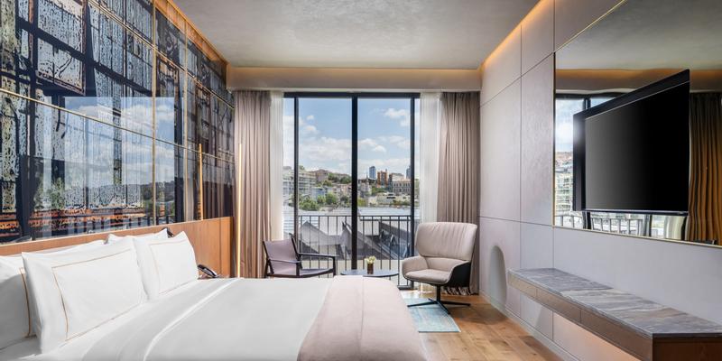 room_d56aa17c-3eb0-47a8-b54e-c21a0c451043