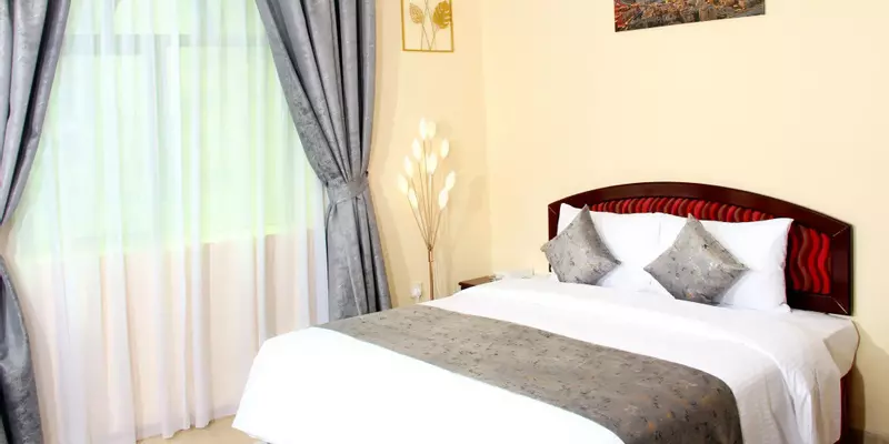 room_c6e354ea-4a5e-4a0d-a056-196c3fc58e37.jpg
