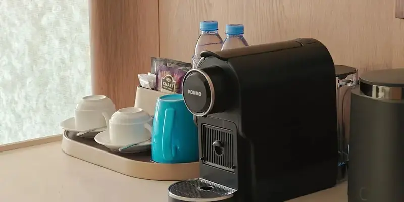 room_d4c0f482-c6c5-4185-bc63-239696295989.jpg