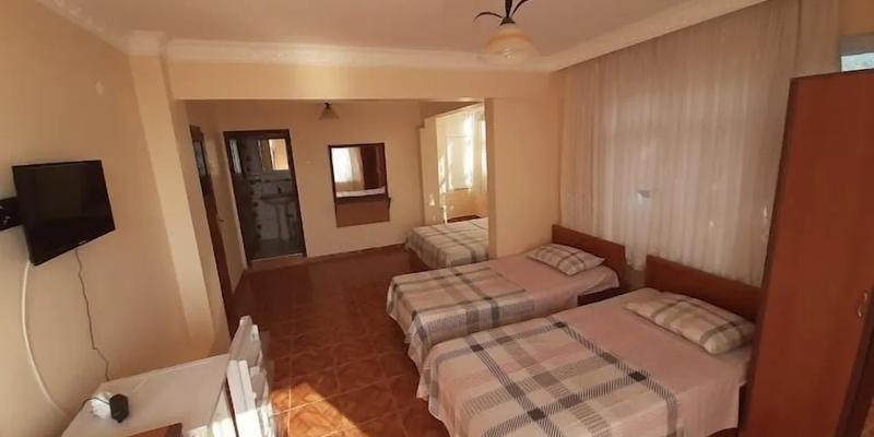 room_43311bc7-a3dd-4d26-8d70-eaf0b5871ae9.jpg