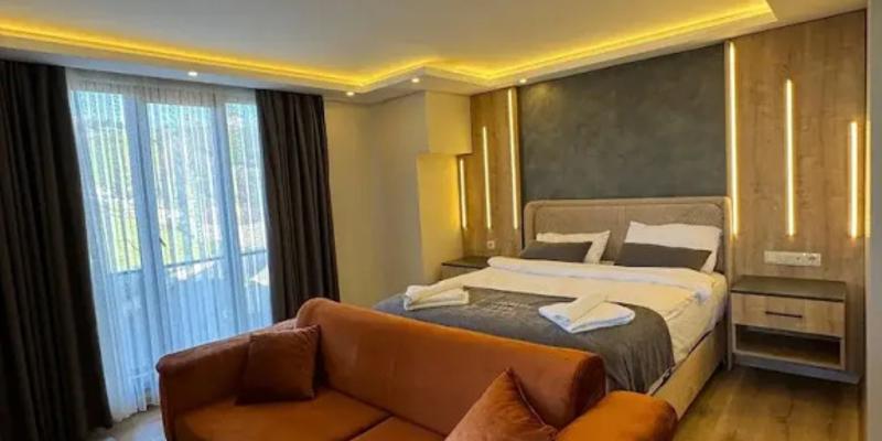 room_ed2ff932-5cc9-4ba8-86c5-35e64b9cabc0.jpg