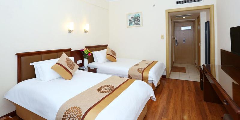 room_aff06cdf-0124-4d2a-95b2-c8150c7fbae0.jpg